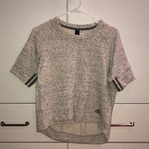 Adidas top